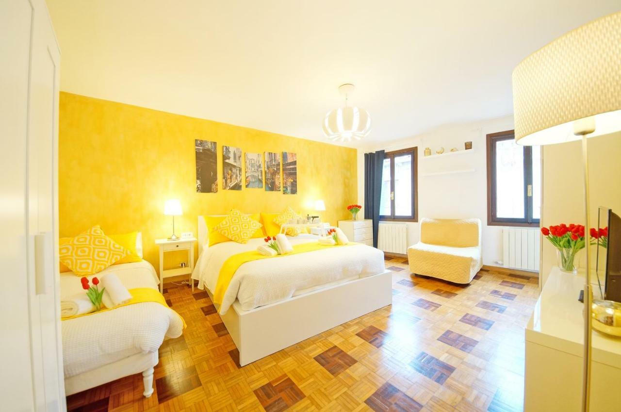 Calle Dei Fabbri Apartment เวนิส ภายนอก รูปภาพ