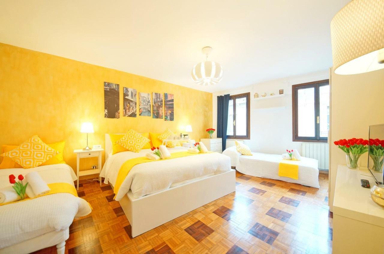 Calle Dei Fabbri Apartment เวนิส ภายนอก รูปภาพ