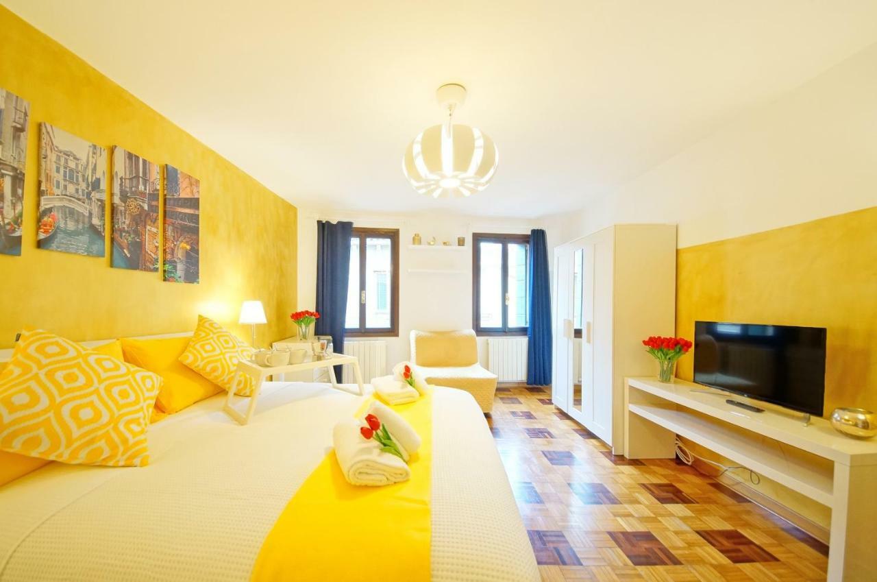 Calle Dei Fabbri Apartment เวนิส ภายนอก รูปภาพ